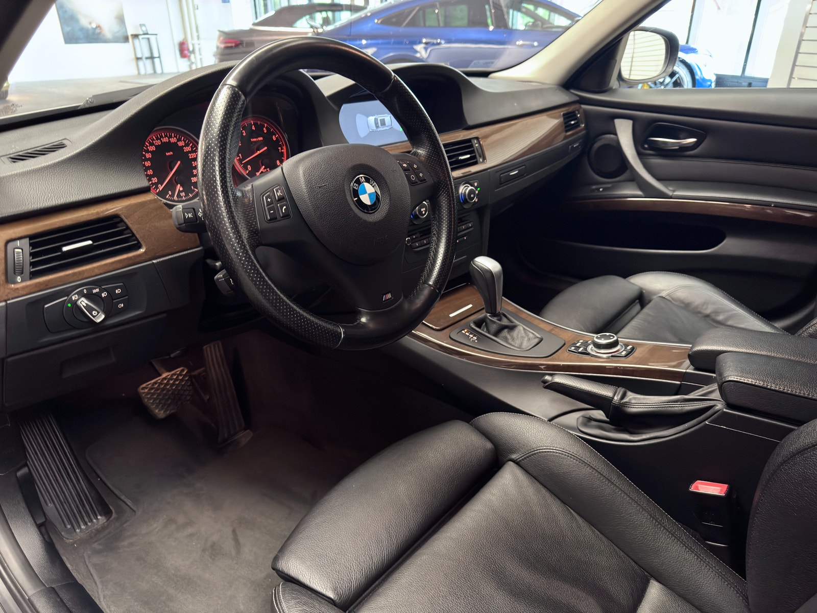 BMW 335i xDrive Touring 306hk | Drag | Fullservad 2012 - miniatyr 11