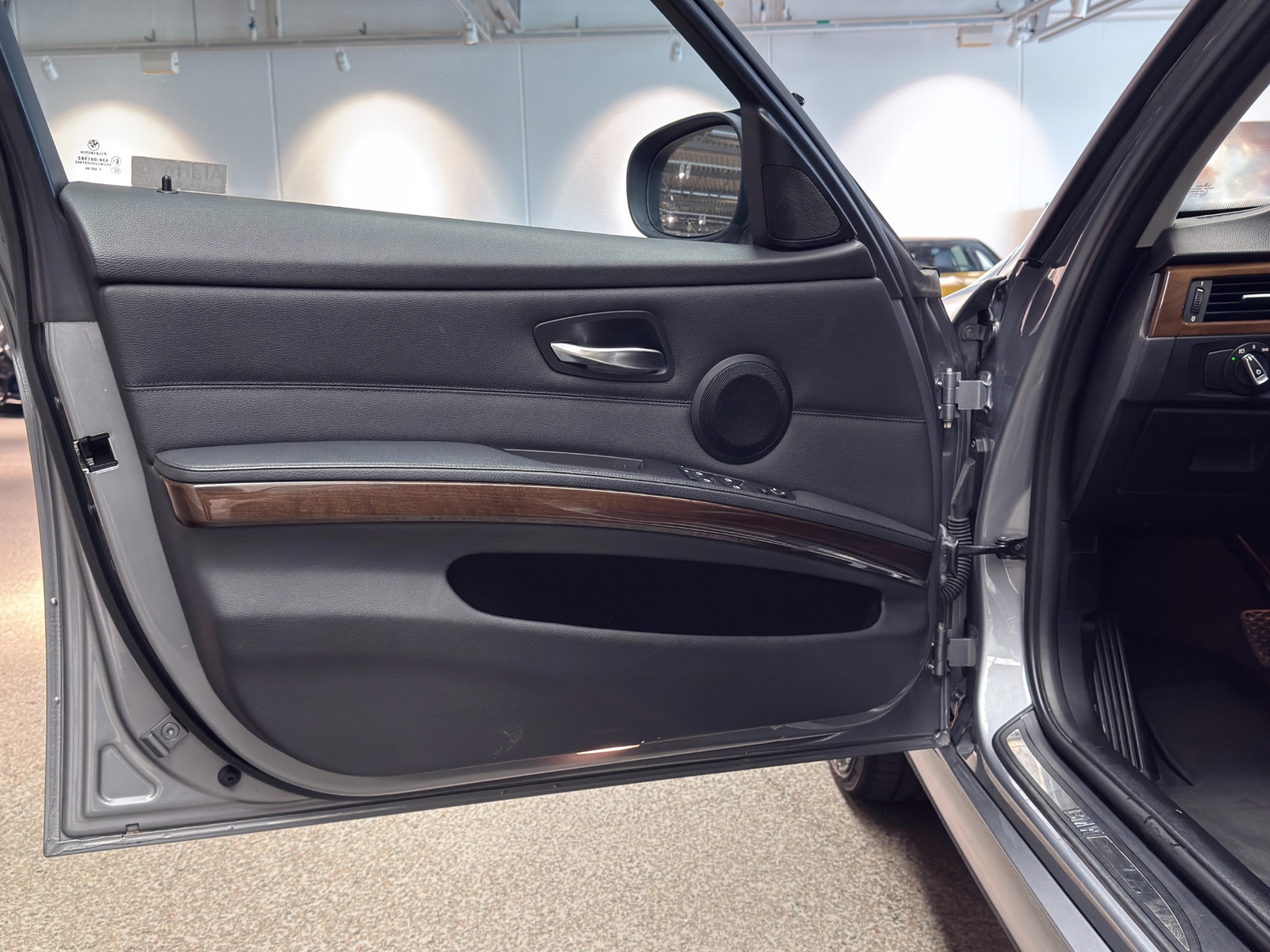 BMW 335i xDrive Touring 306hk | Drag | Fullservad 2012 - miniatyr 8