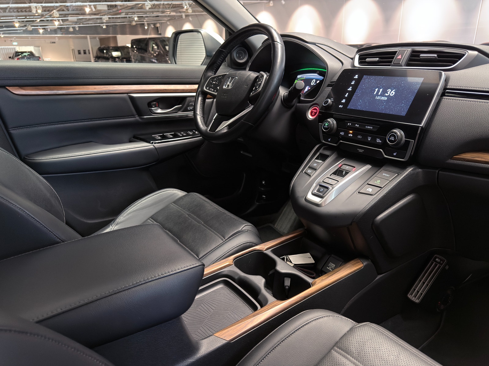 Honda CR-V Hybrid AWD E-CVT Executive|Panorama|Drag|HuD|Värmare 2019 - miniatyr 17