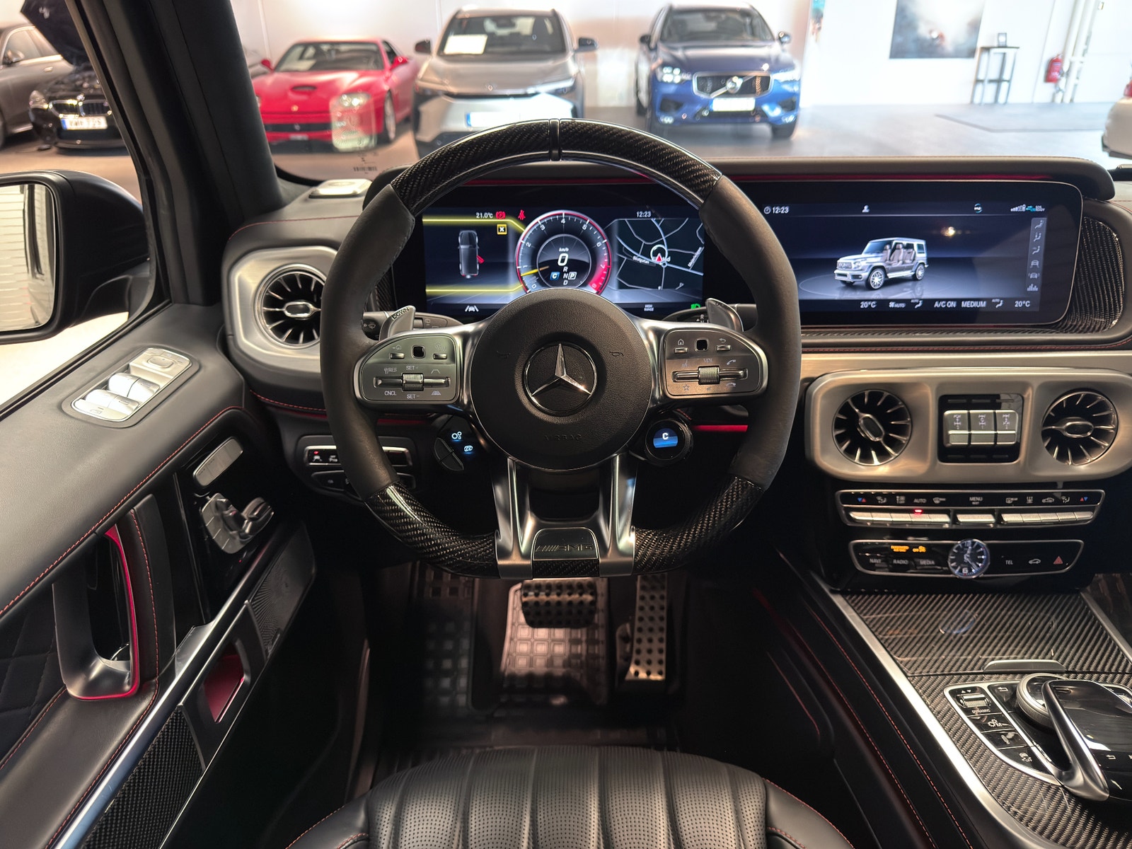 Mercedes-Benz AMG G 63 Manufaktur | Multikonturstolar | Burmester 3D 2023 - miniatyr 11