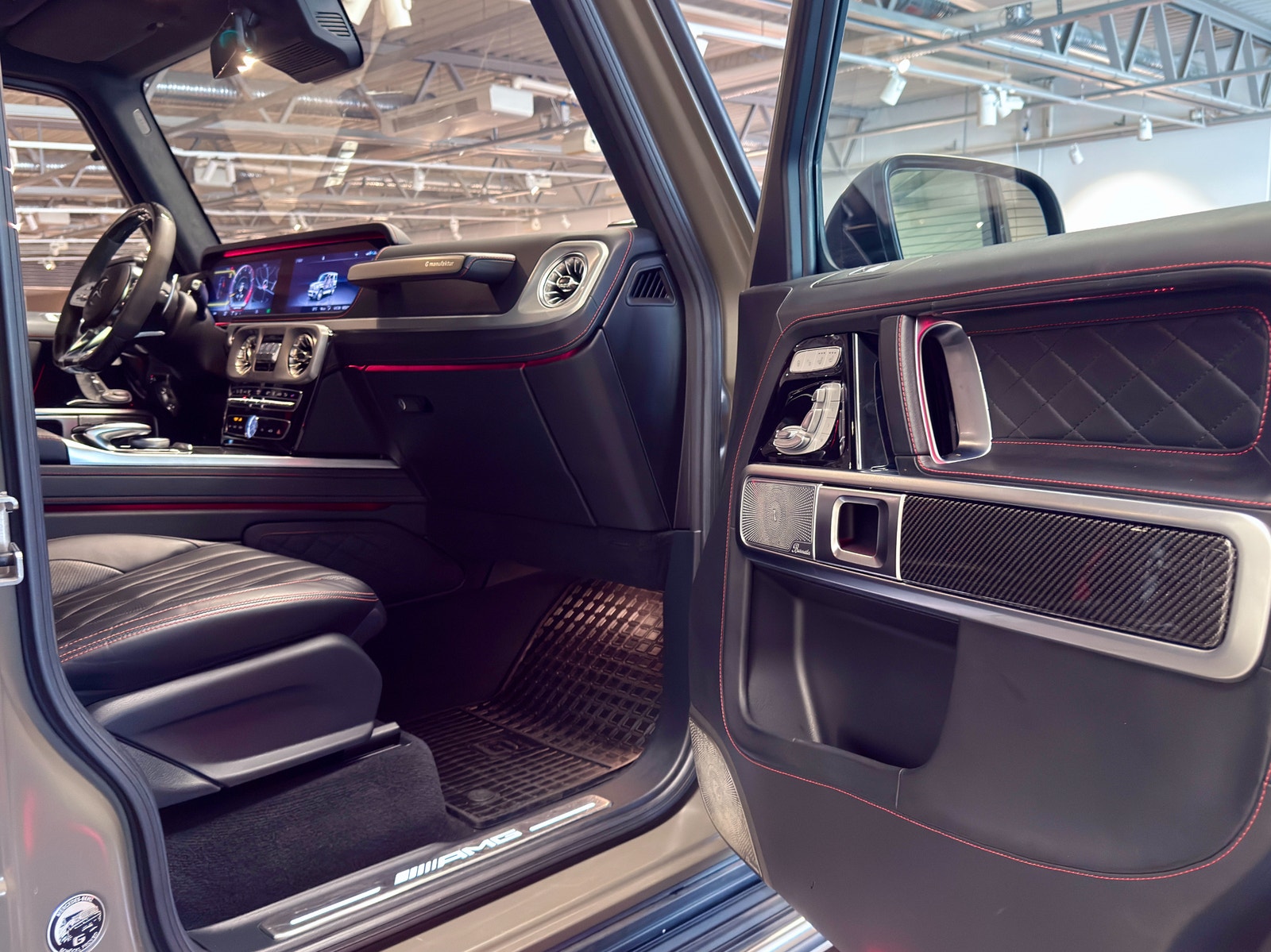 Mercedes-Benz AMG G 63 Manufaktur | Multikonturstolar | Burmester 3D 2023 - miniatyr 15