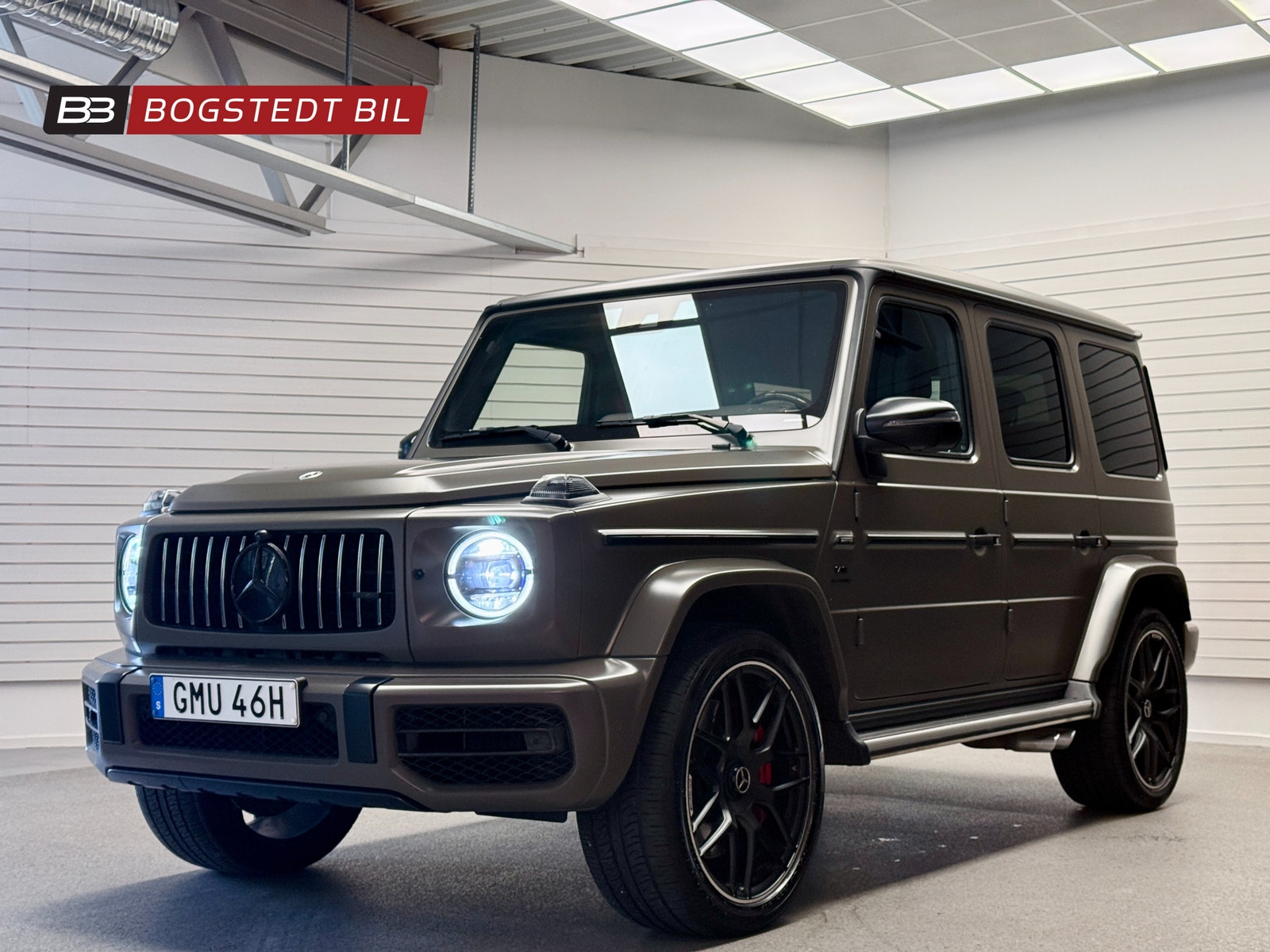 Mercedes-Benz AMG G 63 Manufaktur | Multikonturstolar | Burmester 3D 2023 - miniatyr 3