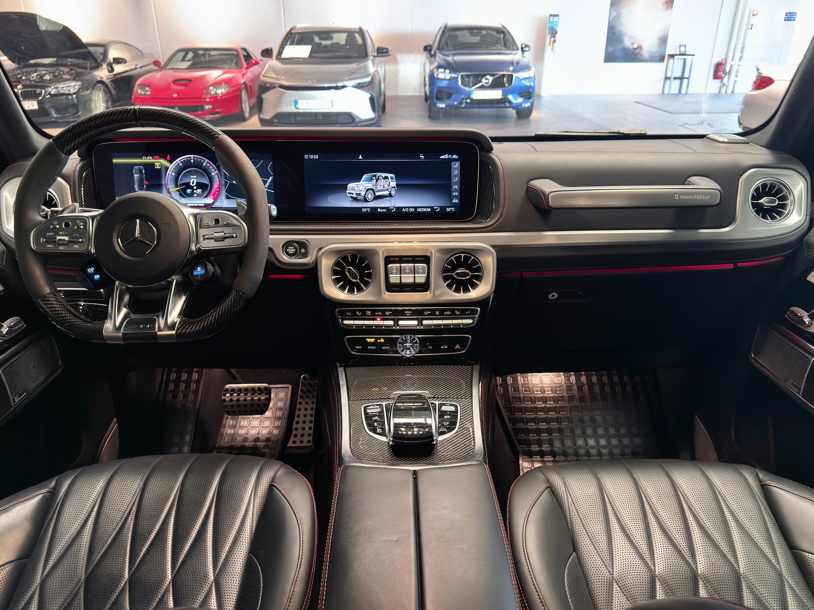 Mercedes-Benz G63 AMG Manufaktur | Multikonturstolar | Burmester 3D 2023 - miniatyr 10