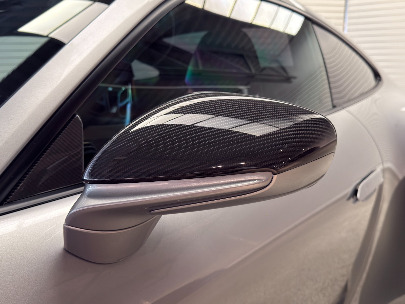 Porsche 911 GT3 Touring 992 PDK 510hk | Skalstolar | Kolfibertak 2023 - miniatyr 11