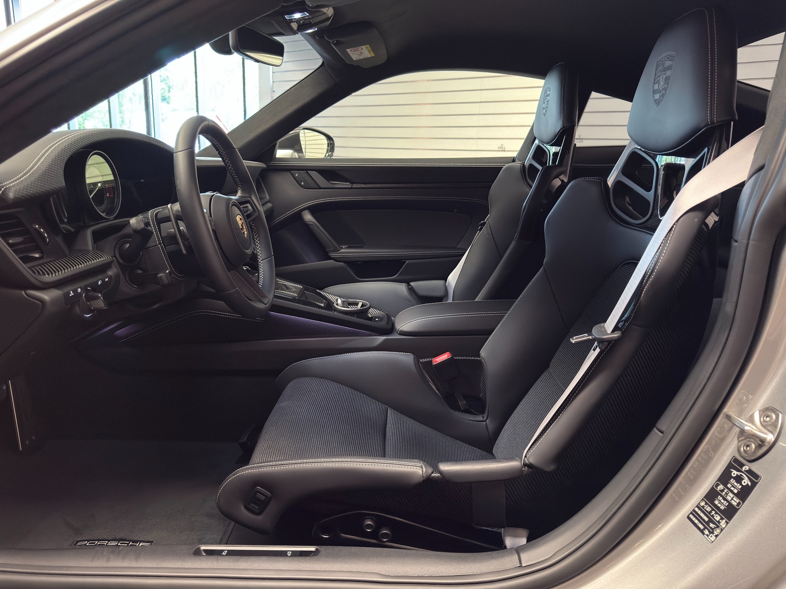 Porsche 911 GT3 Touring 992 PDK 510hk | Skalstolar | Kolfibertak 2023 - miniatyr 19