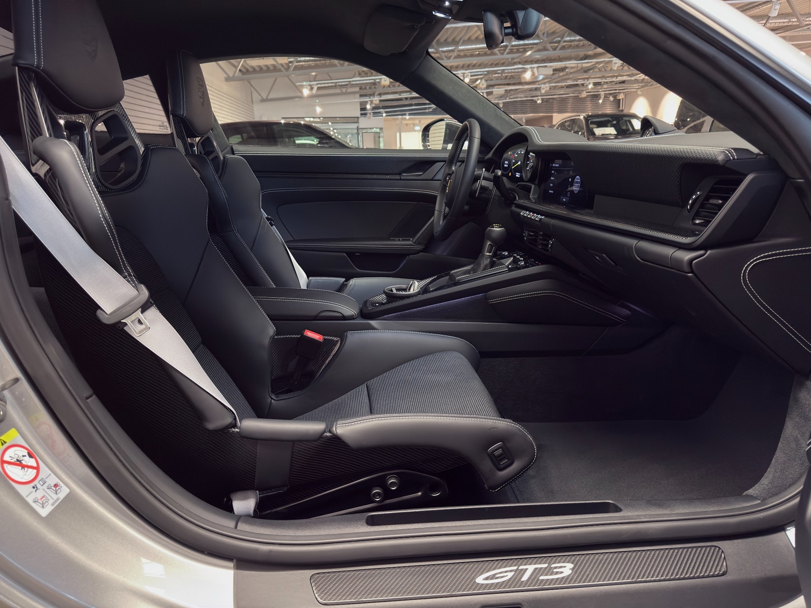 Porsche 911 GT3 Touring 992 PDK 510hk | Skalstolar | Kolfibertak 2023 - miniatyr 25