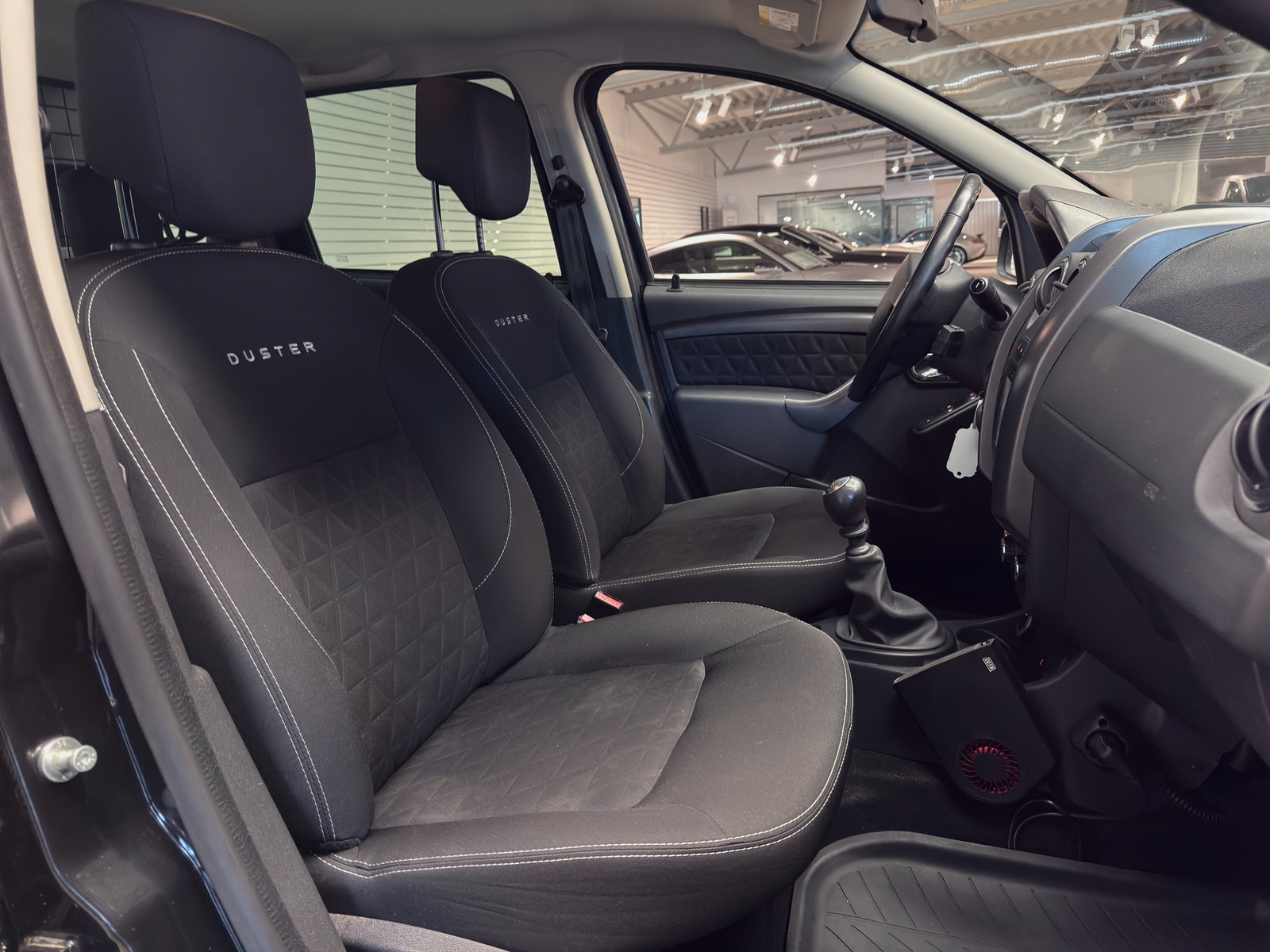 Dacia Duster 1.5 dCi 4x4 109hk |Dragkrok|Extra ljusramp|Kupévärmare 2015 - miniatyr 14