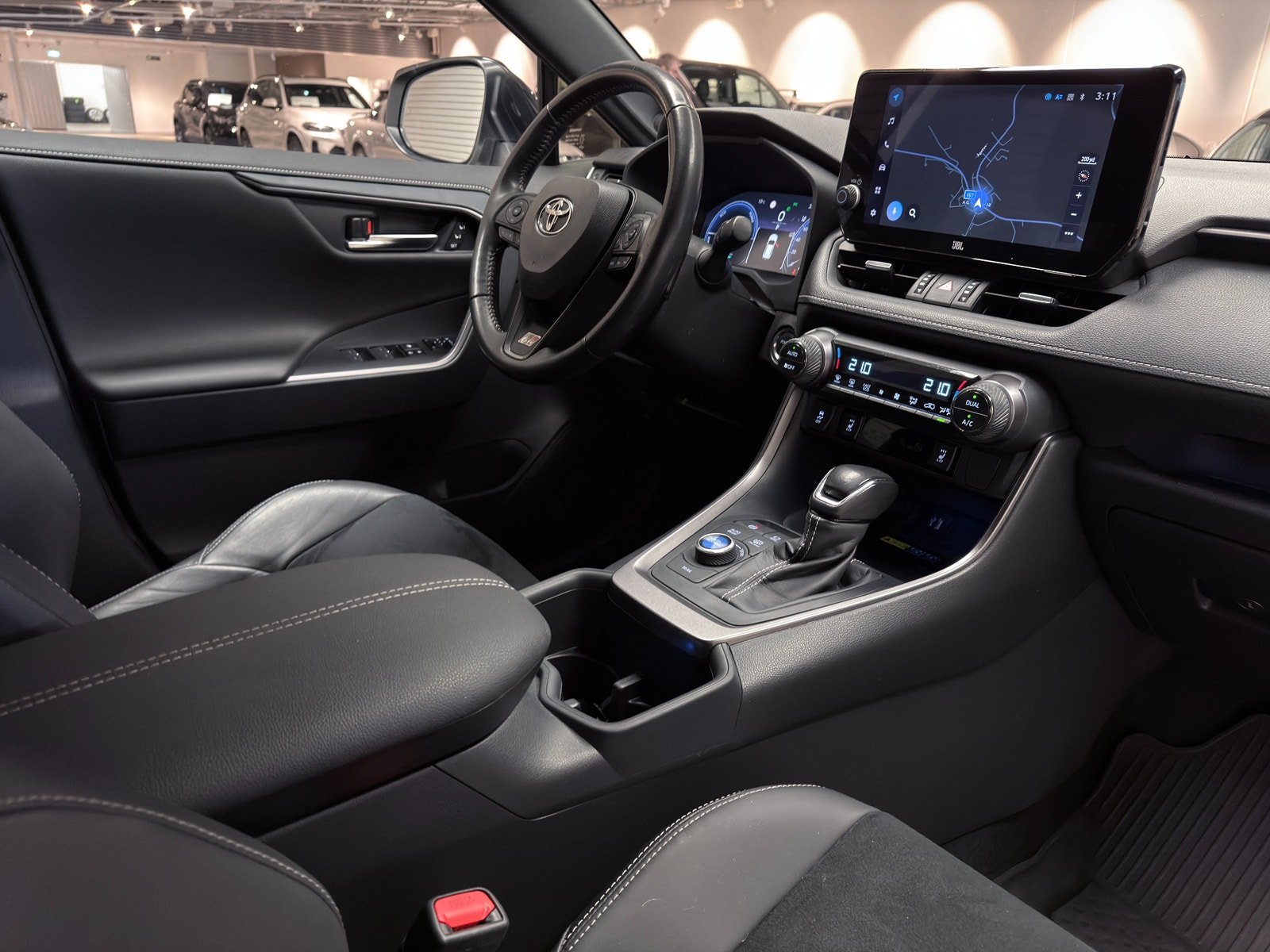 Toyota RAV4 Plug-in Hybrid 306hk AWD | GR-Sport | Drag 2024 - miniatyr 16