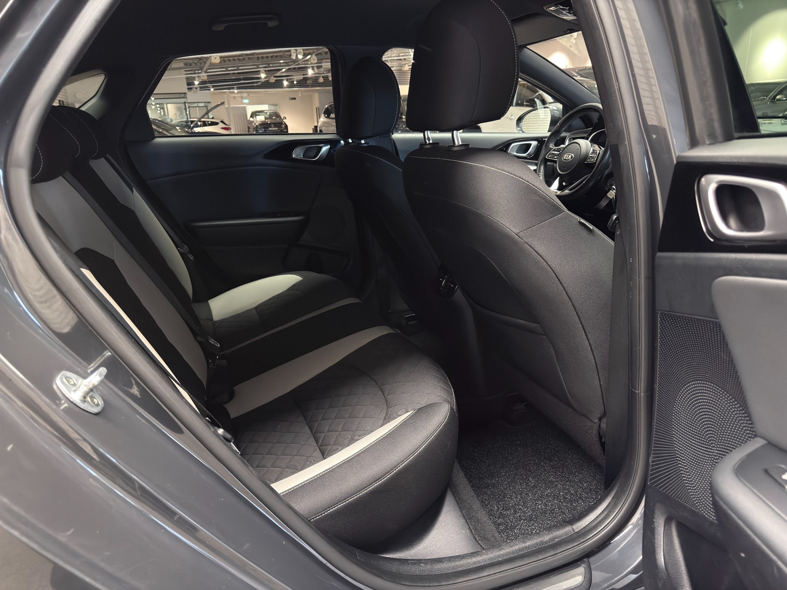 Kia ProCee'd 1.4 T-GDI DCT 140hk | GT-Line |Backkamera|Apple Carplay 2020 - miniatyr 17