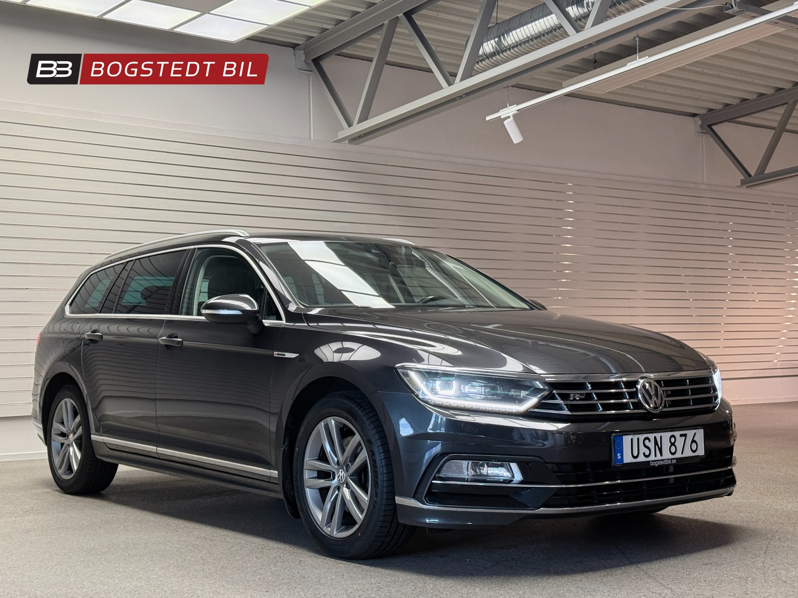 Volkswagen Passat SC 2.0 TDI 4Motion DSG 190hk R-Line | Drag | Cockpit 2018 - bild 1 av 18