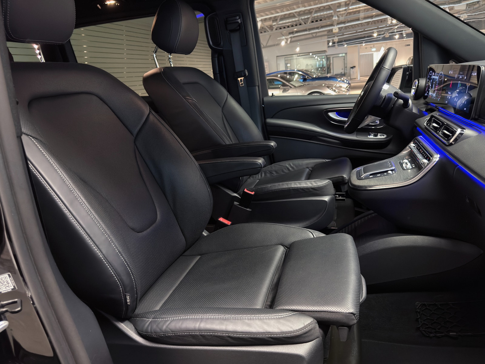 Mercedes-Benz V 300d 4MATIC EXCLUSIVE | 6-sits | Lyxsäten 2025 - miniatyr 14