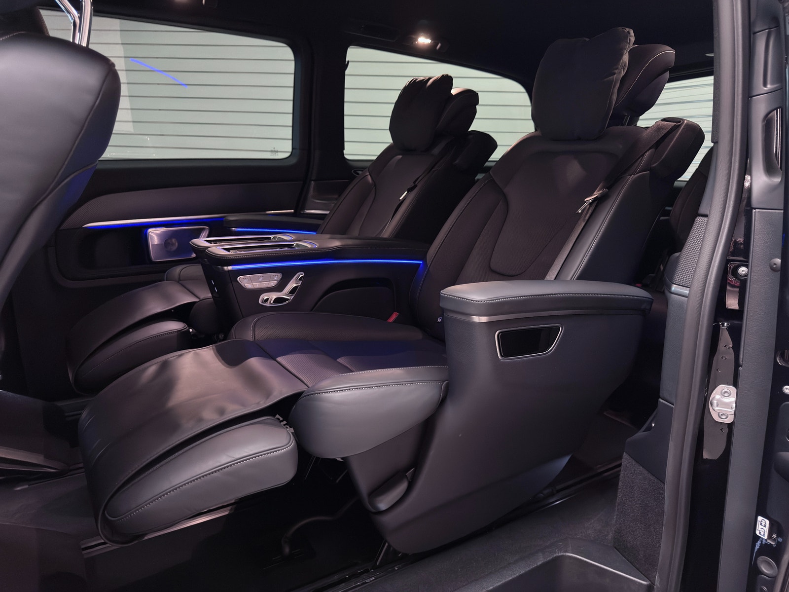Mercedes-Benz V 300d 4MATIC EXCLUSIVE | 6-sits | Lyxsäten 2025 - miniatyr 18
