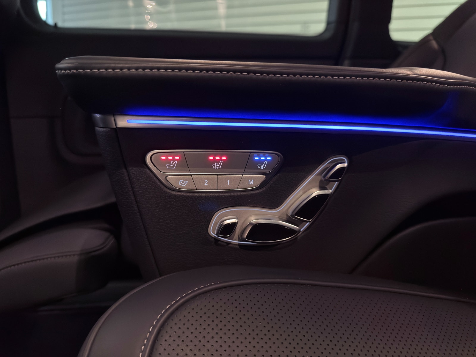 Mercedes-Benz V 300d 4MATIC EXCLUSIVE | 6-sits | Lyxsäten 2025 - miniatyr 19
