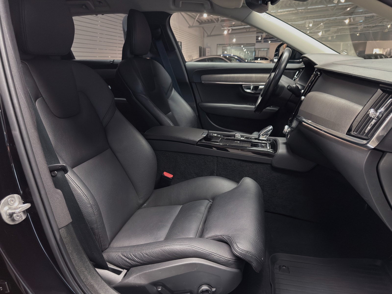 Volvo V90 Recharge T6 AWD 350hk Inscription|Läder|Drag|360°|H/K 2022 - miniatyr 15