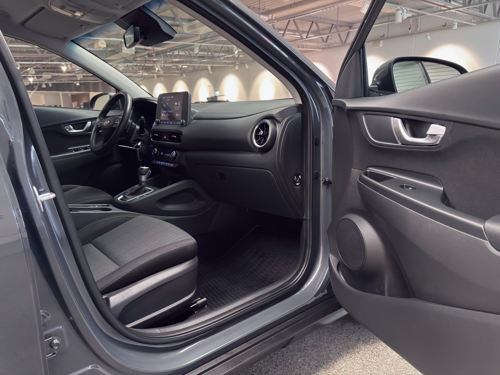 Hyundai Kona 1.0 T-GDI DCT 120hk Essential | Backkamera | Carplay 2023 - miniatyr 15
