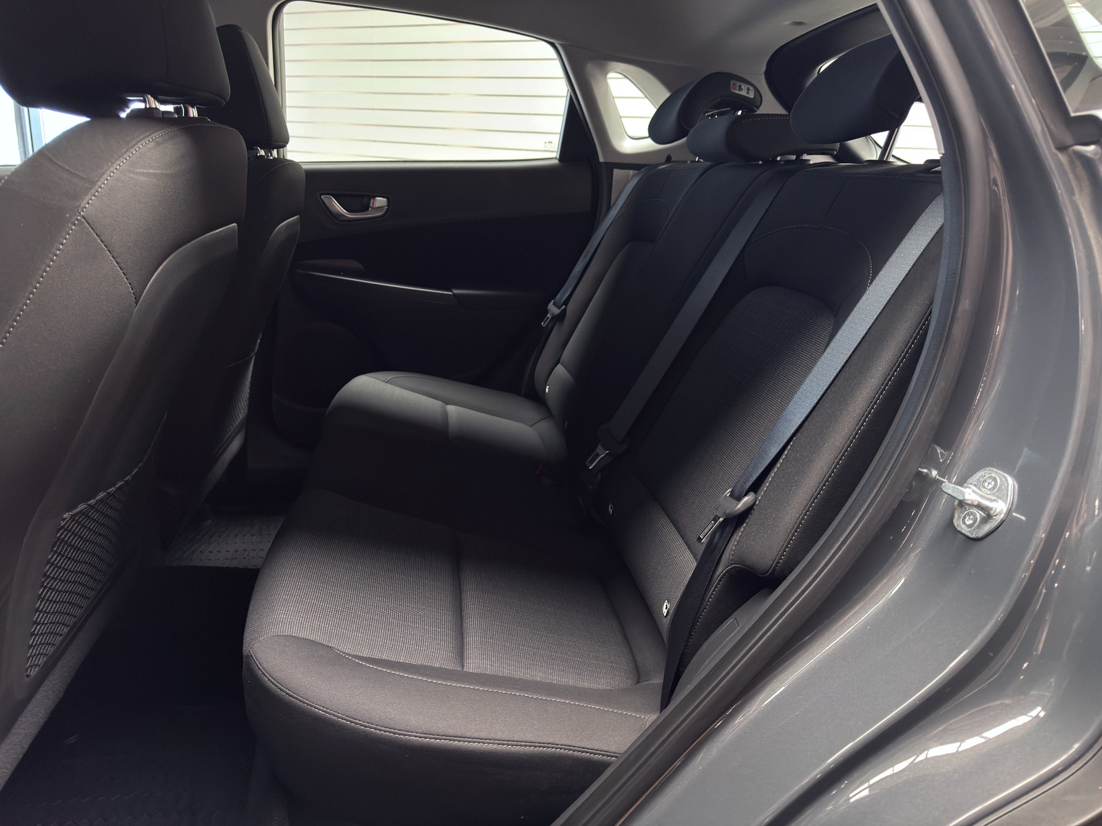 Hyundai Kona 1.0 T-GDI DCT 120hk Essential | Backkamera | Carplay 2023 - miniatyr 19