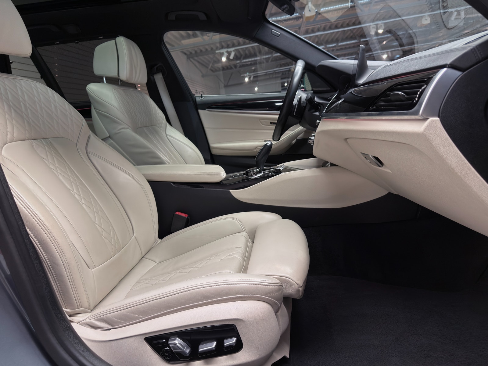 BMW 530d 530D xDrive Touring M Sport |Innovation Edition|Pano|H/K|HUD 2018 - miniatyr 19