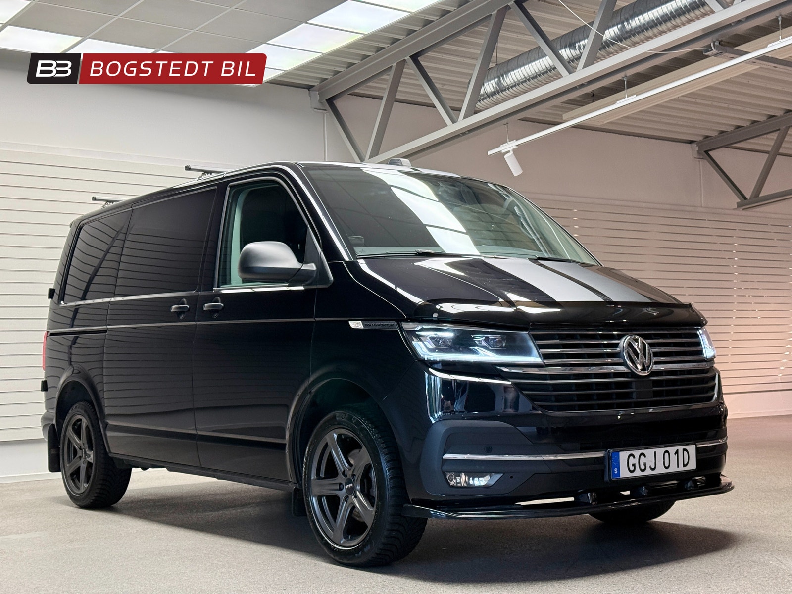 Volkswagen Transporter T30 2.0 TDI 150hk |Premium|Active Display|Drag|L1H1 2023 - bild 1 av 21