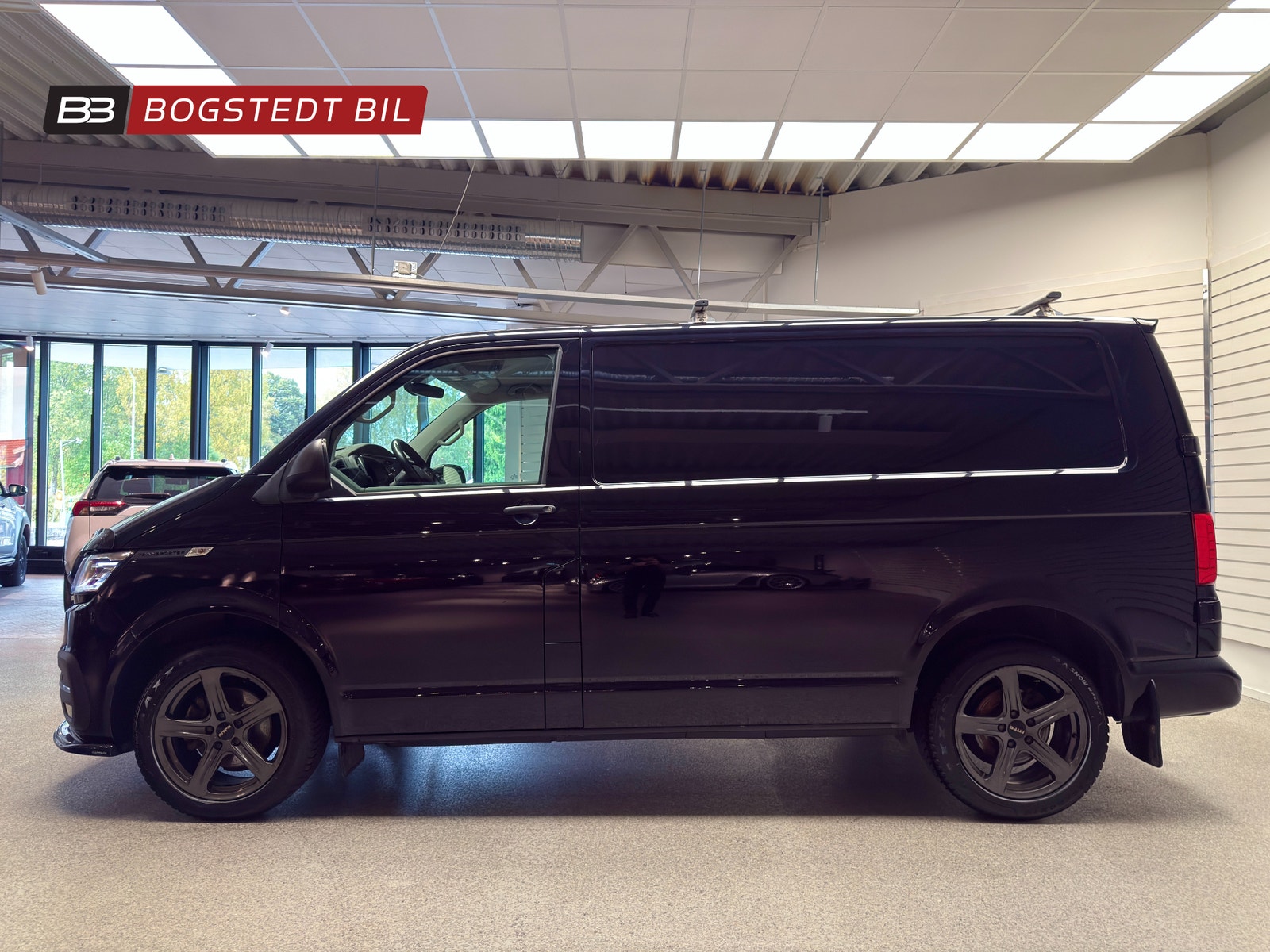 Volkswagen Transporter T30 2.0 TDI 150hk |Premium|Active Display|Drag|L1H1 2023 - miniatyr 4
