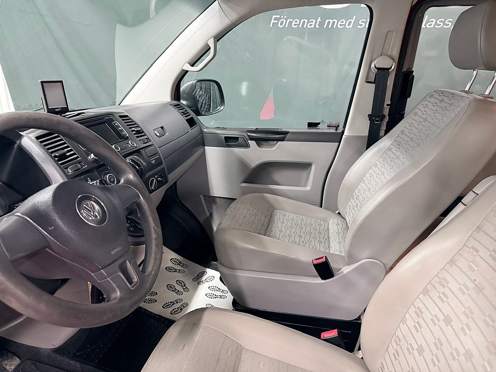 Volkswagen Transporter 2011 - miniatyr 9