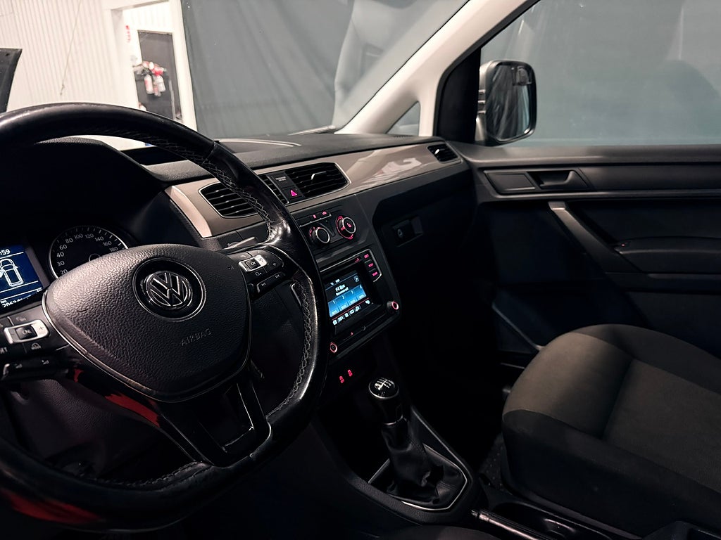Volkswagen Caddy Maxi 2017 - miniatyr 9