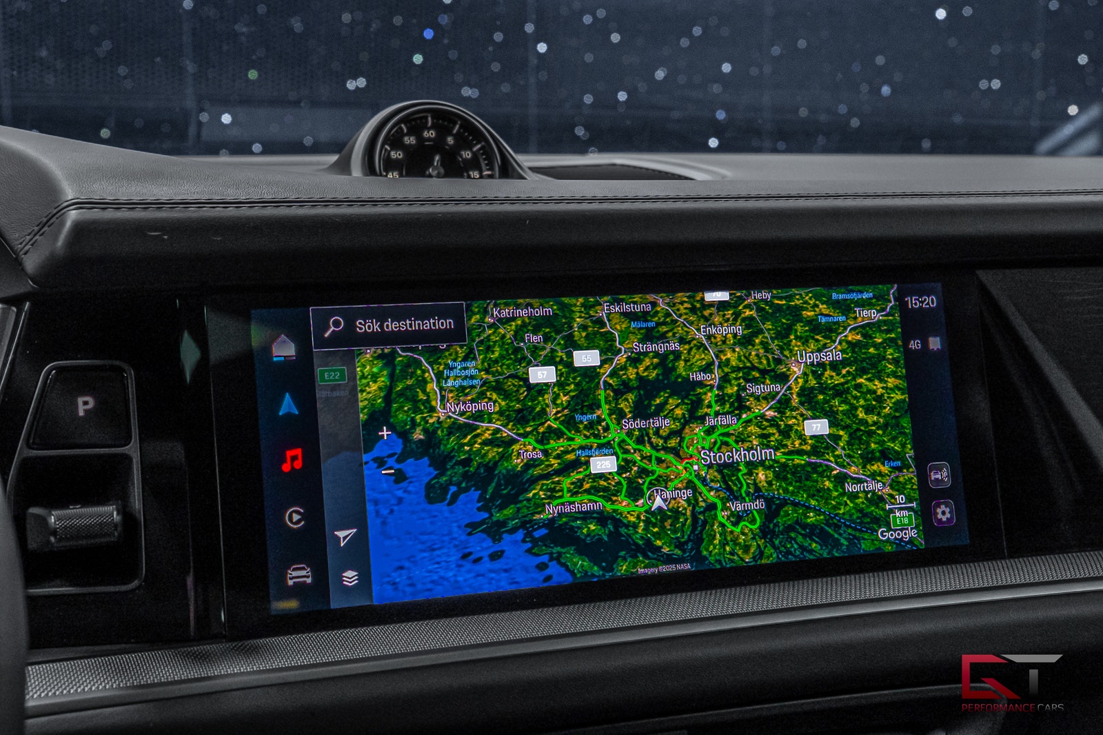 Porsche Cayenne E-Hyb 2025 MOMS SportDesign 22" Pano 18-vägs HuD Drag 2025 - miniatyr 12