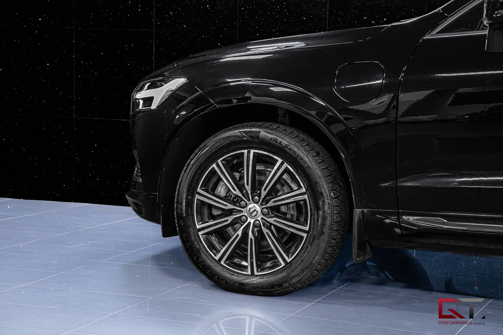 Volvo XC60 T8 Hybrid AWD Inscription Pano Drag Värmare ACC Keyless 2019 - miniatyr 5