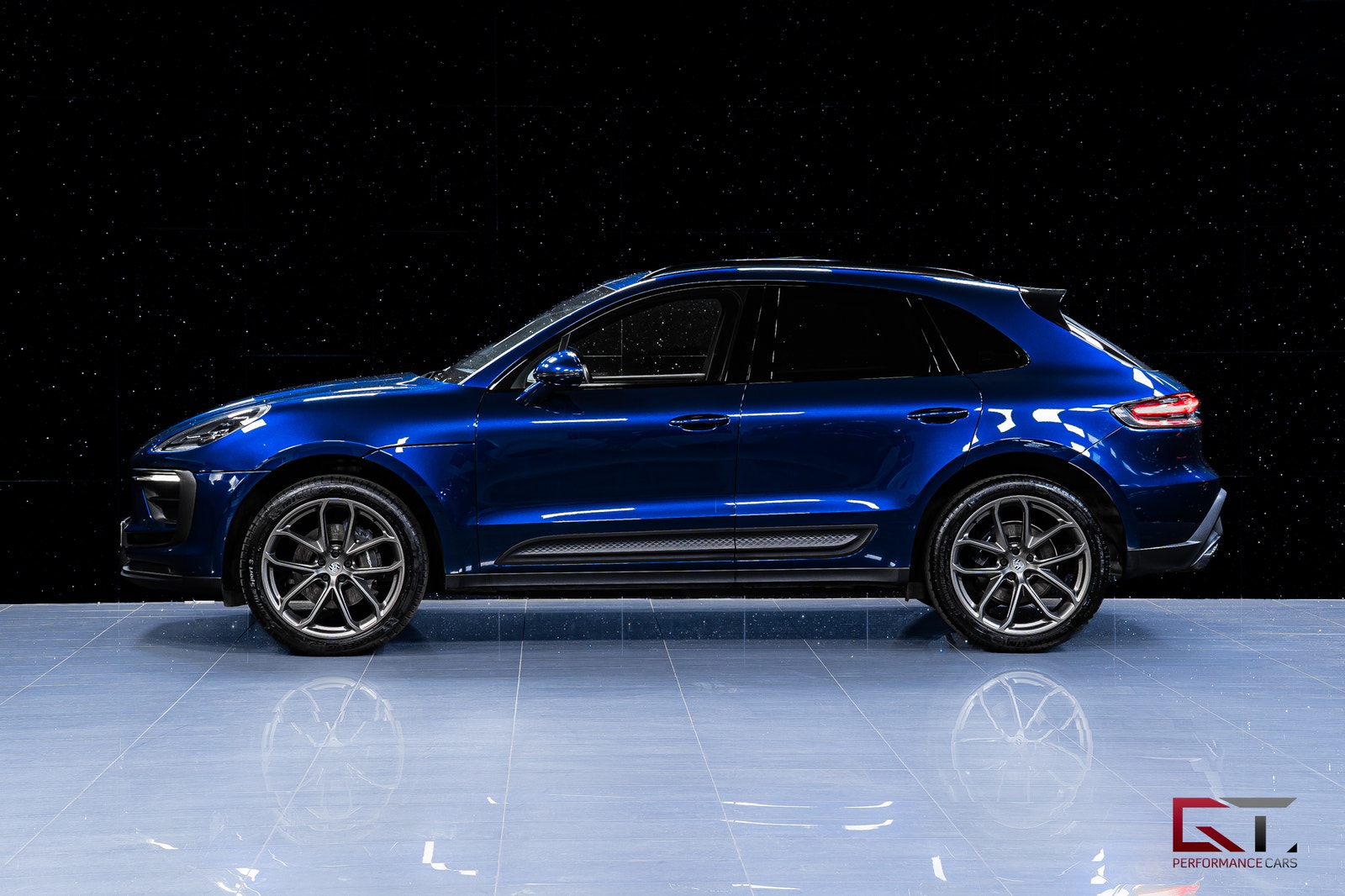 Porsche Macan PDK Gentian Blue Pano 21" Drag Värmare 14-vägs Minne 2022 - miniatyr 4