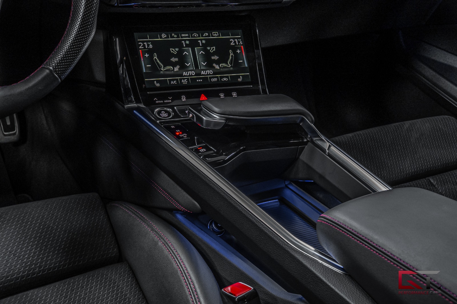 Audi Q8 e-tron SB 55 E-Tron Q MOMS 21" Pano B&O-3D Drag Luftfjädring 2024 - miniatyr 17