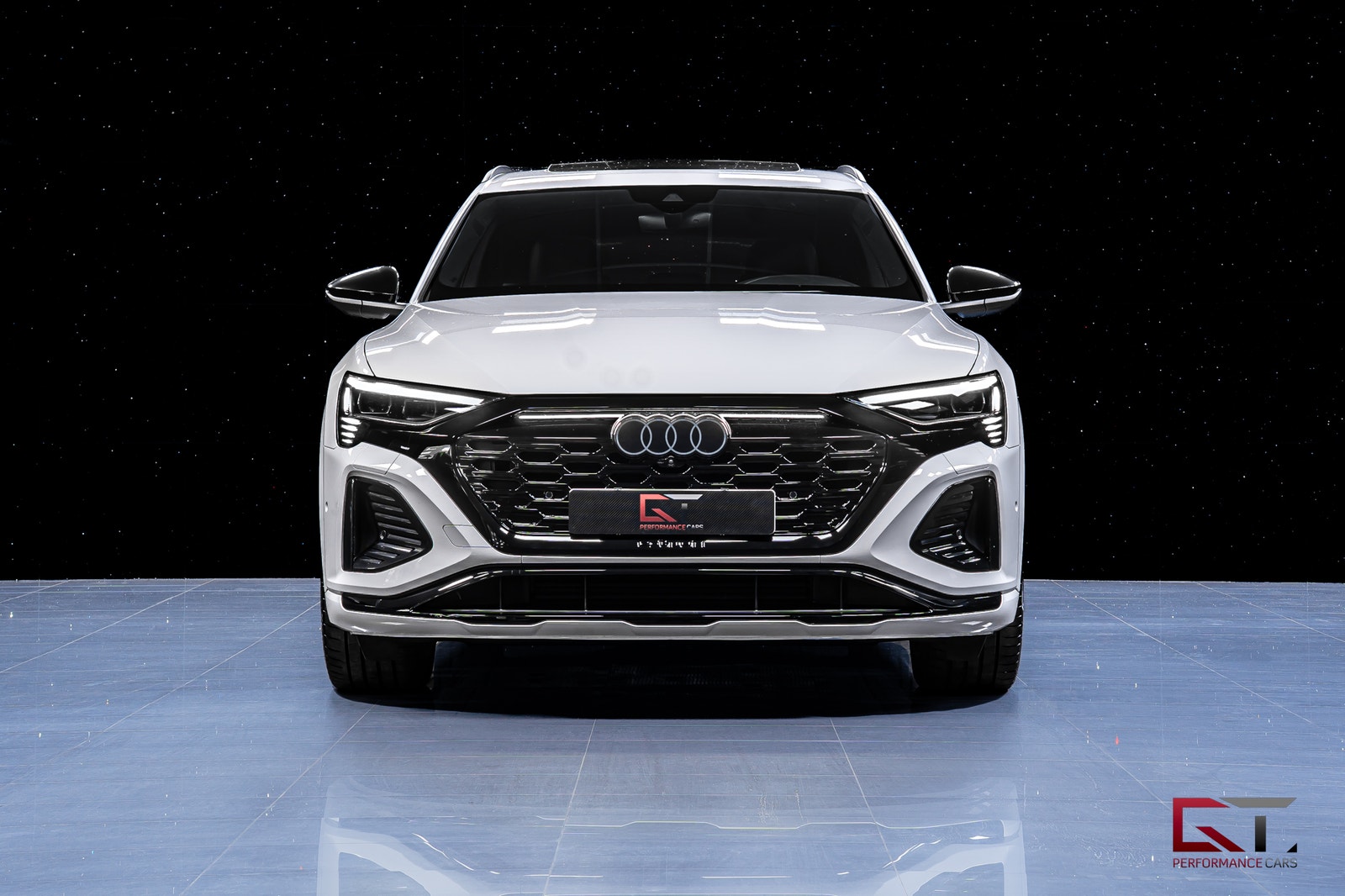 Audi Q8 e-tron SB 55 E-Tron Q MOMS 21" Pano B&O-3D Drag Luftfjädring 2024 - miniatyr 3