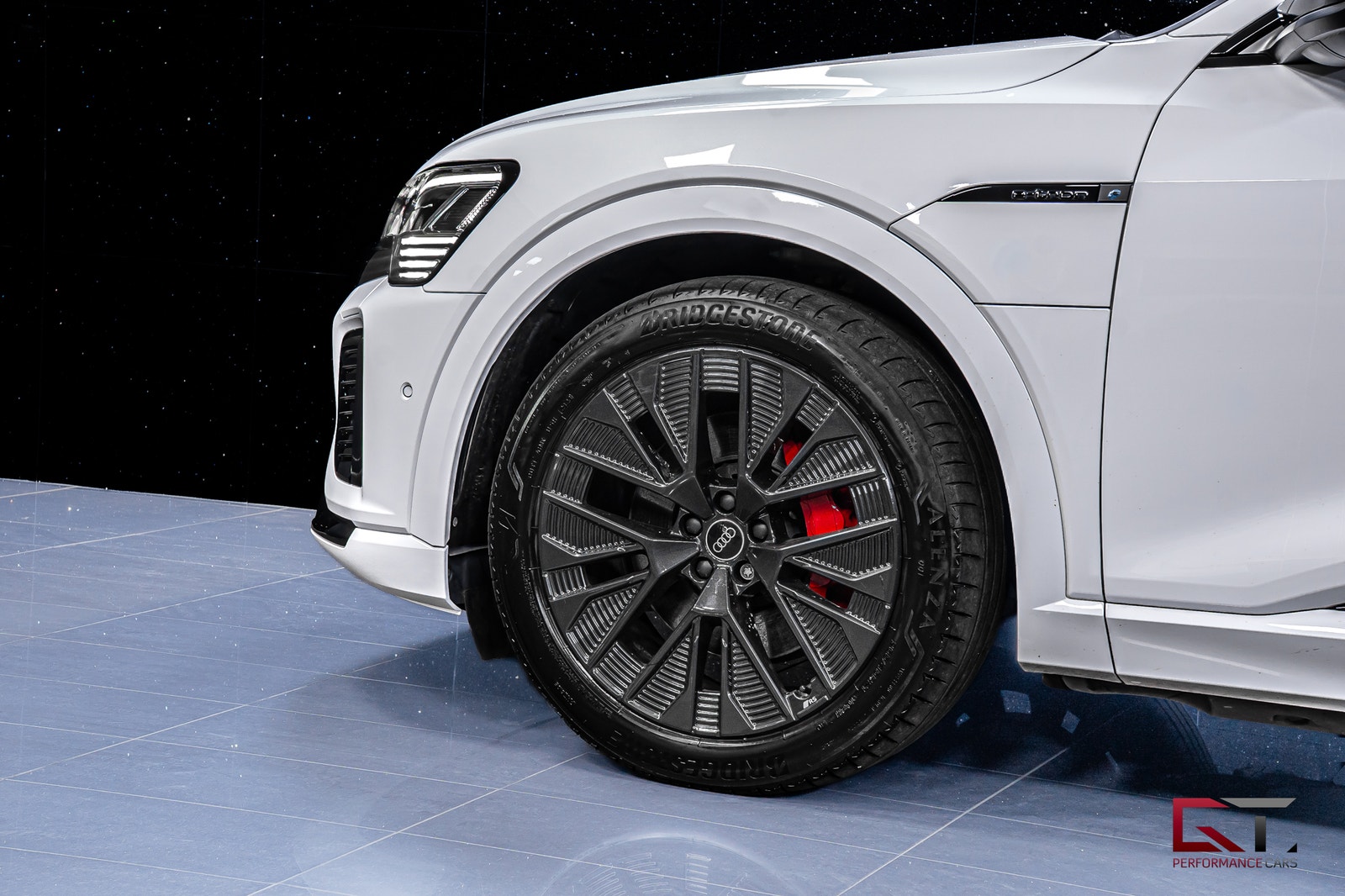 Audi Q8 e-tron SB 55 E-Tron Q MOMS 21" Pano B&O-3D Drag Luftfjädring 2024 - miniatyr 5