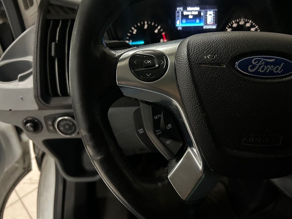 Ford Transit 2017 - miniatyr 14