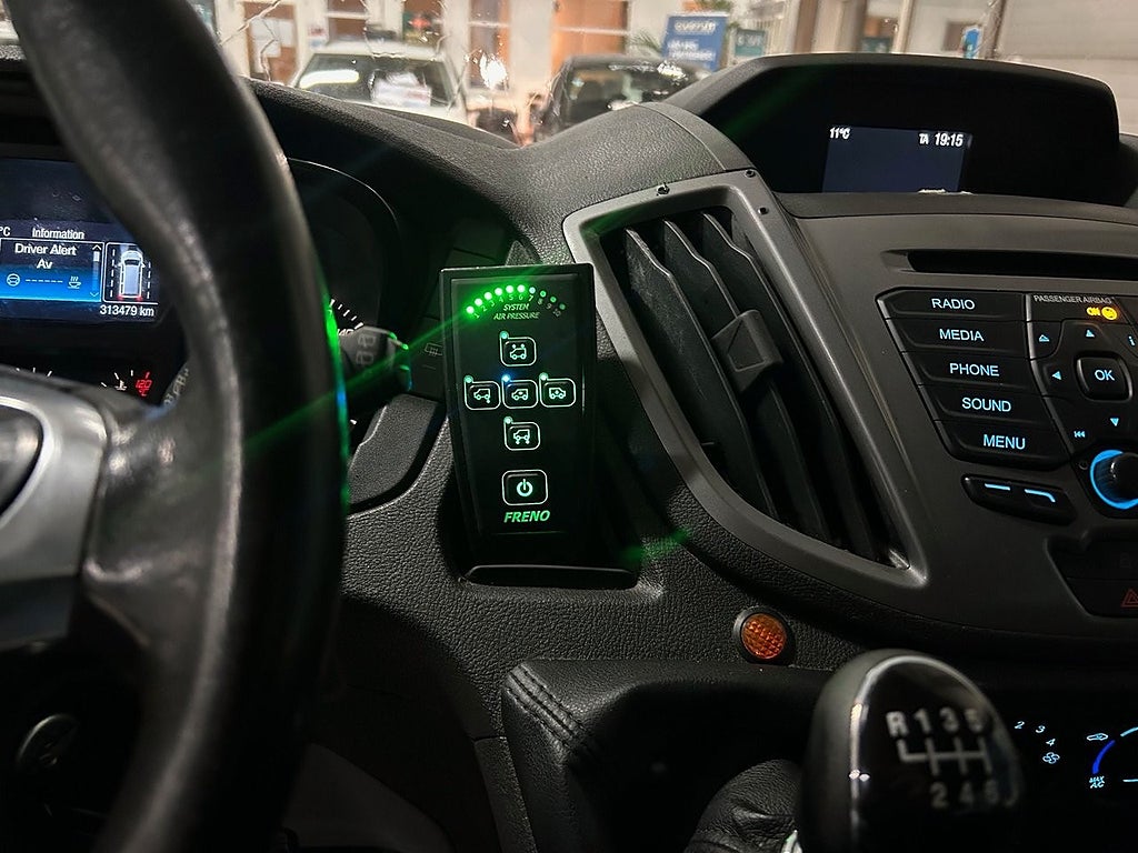 Ford Transit 2017 - miniatyr 16