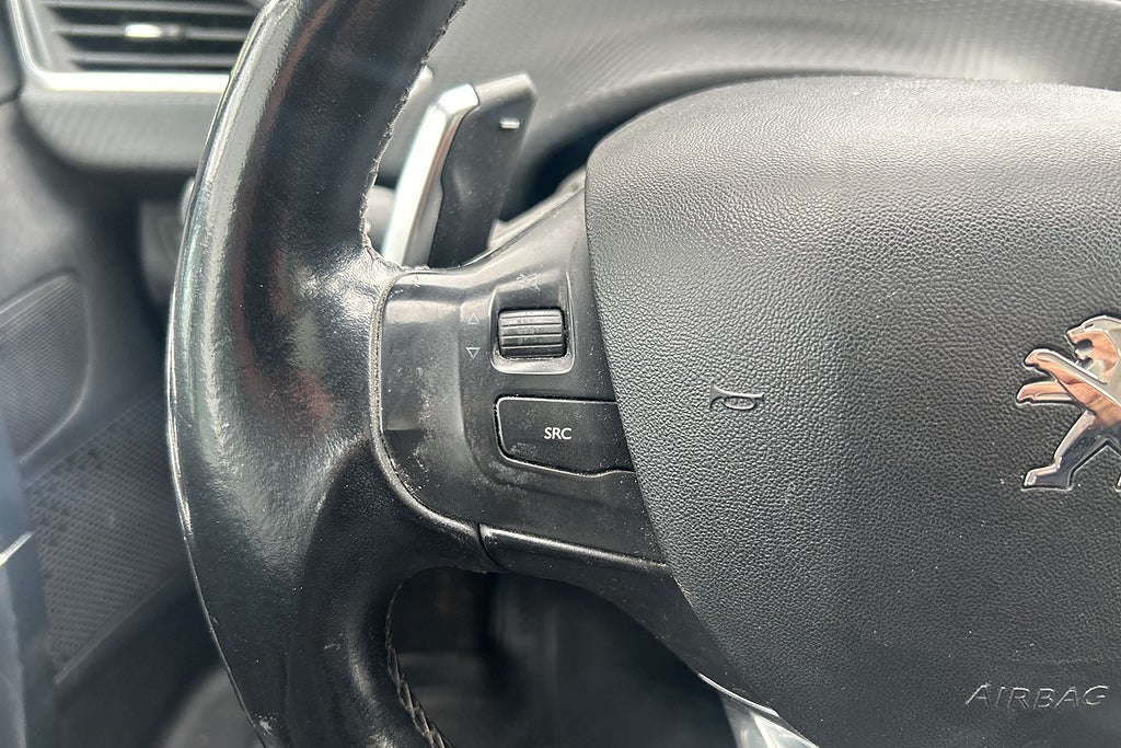 Peugeot 2008 2016 - miniatyr 13