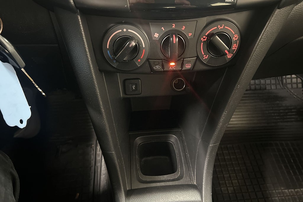 Suzuki Swift 2013 - miniatyr 17