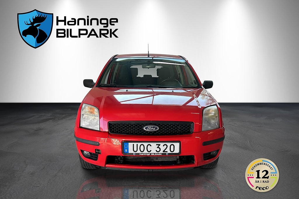 Ford Fusion 2004 - miniatyr 3