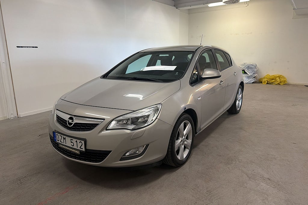 Opel Astra 2010 - miniatyr 11