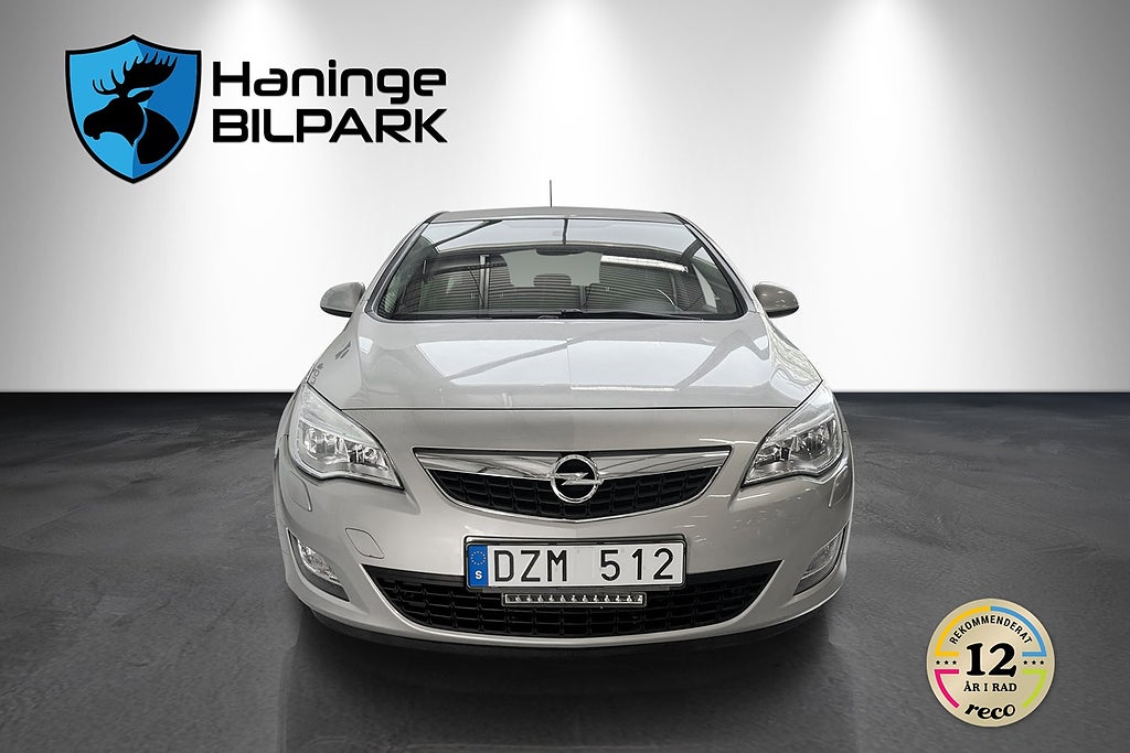 Opel Astra 2010 - miniatyr 3