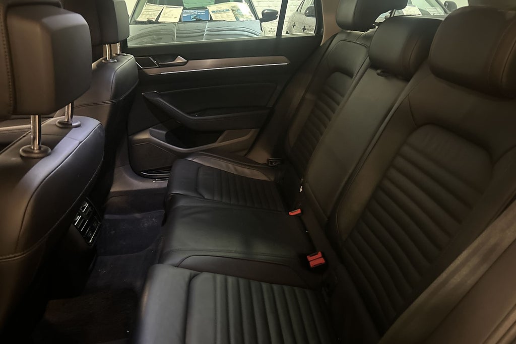 Volkswagen Passat Alltrack 2018 - miniatyr 12