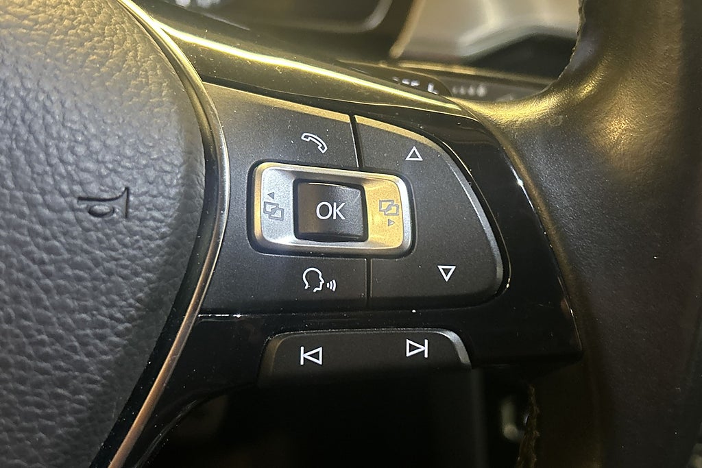 Volkswagen Passat Alltrack 2018 - miniatyr 17