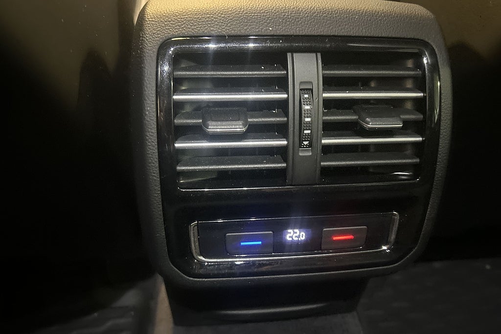 Volkswagen Passat Alltrack 2018 - miniatyr 22