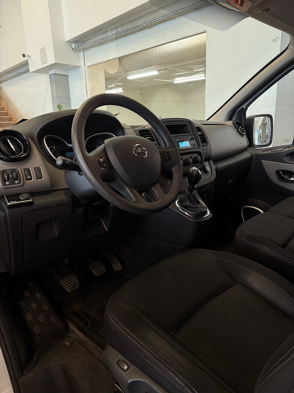 Nissan NV300 2017 - miniatyr 11