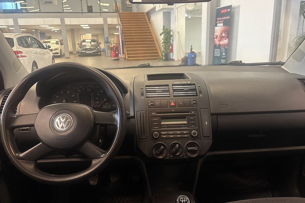 Volkswagen Polo 2006 - miniatyr 13