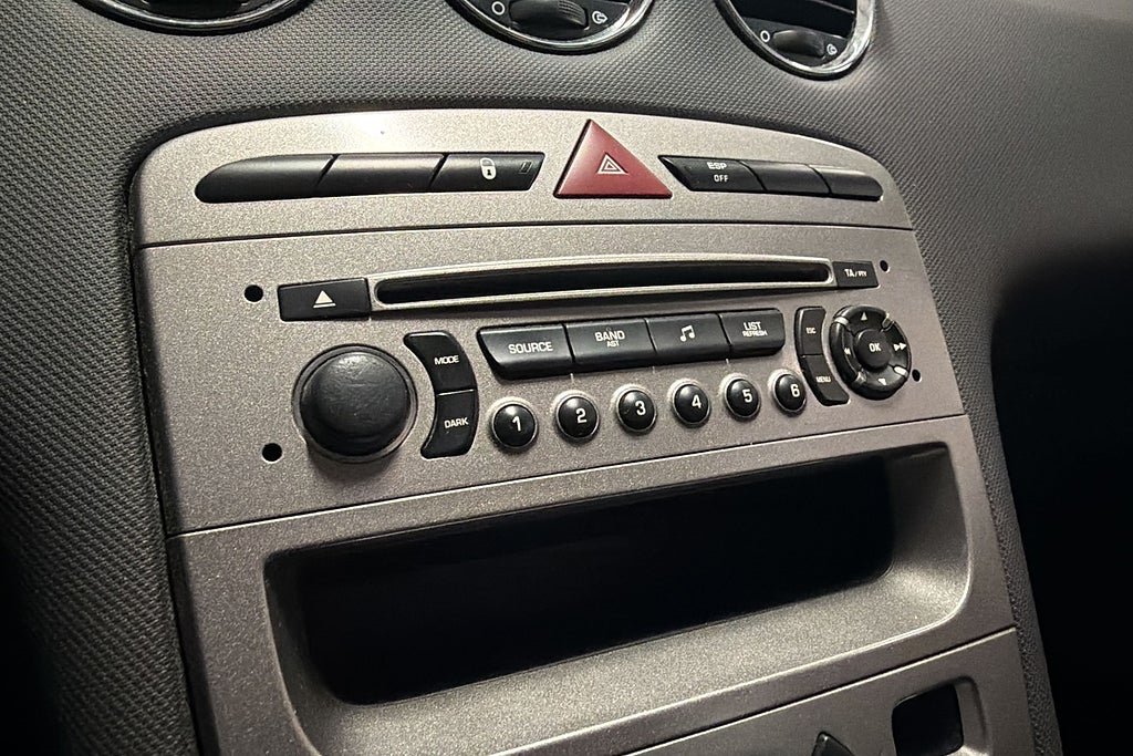 Peugeot 308 2012 - miniatyr 14