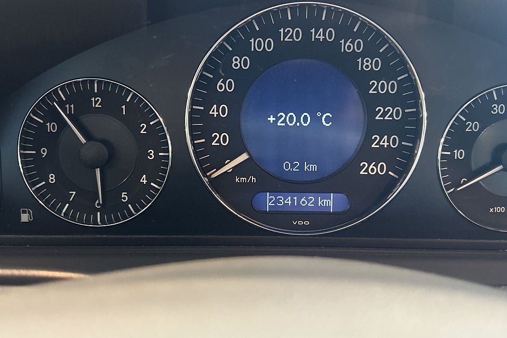 Mercedes-Benz CLK 2005 - miniatyr 21