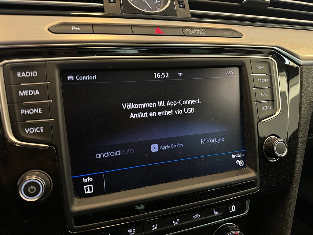Volkswagen Passat 2017 - miniatyr 22