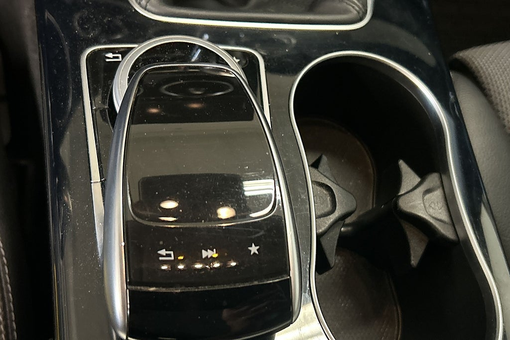 Mercedes-Benz C220 d 2017 - miniatyr 19
