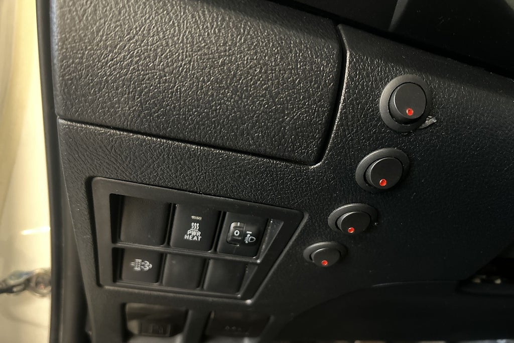 Toyota Hilux 2021 - miniatyr 12