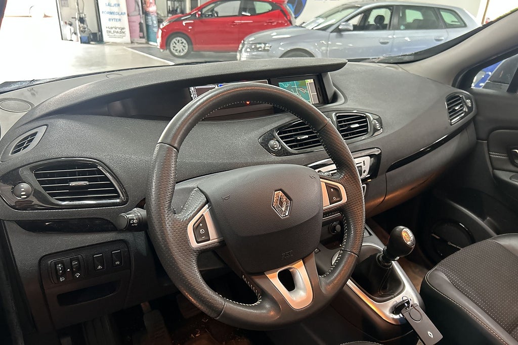 Renault Grand Scenic I 2012 - miniatyr 11