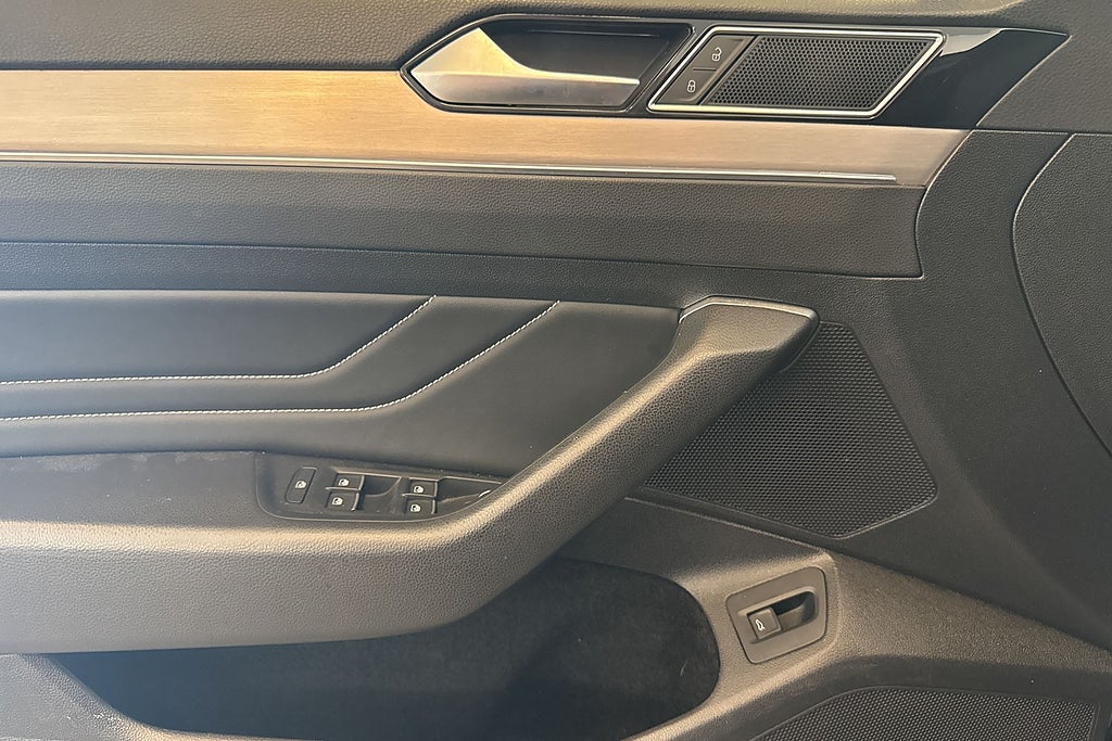 Volkswagen Passat 2020 - miniatyr 12